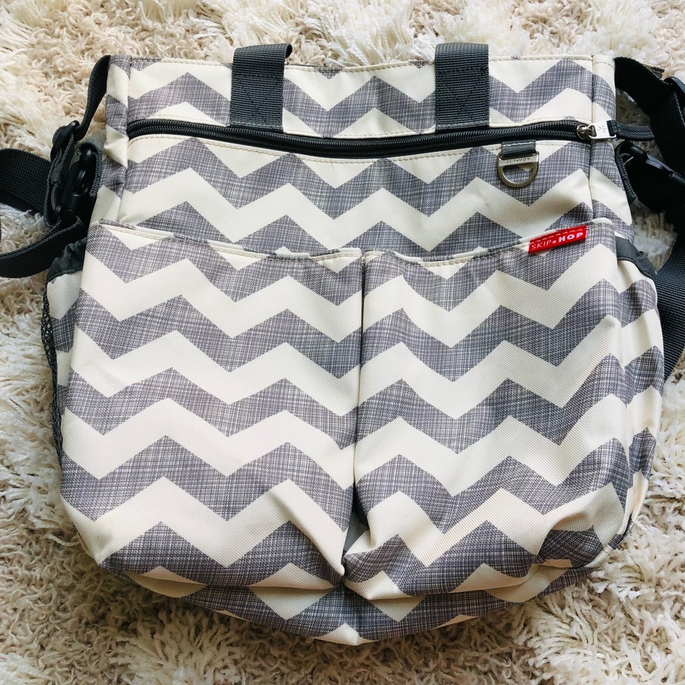 Skip hop diaper bag